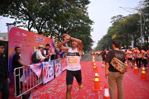 Race photo from NOTARACE 2025