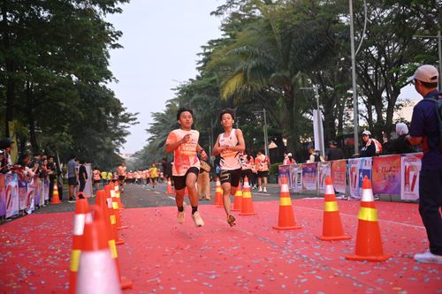 Race photo from NOTARACE 2025