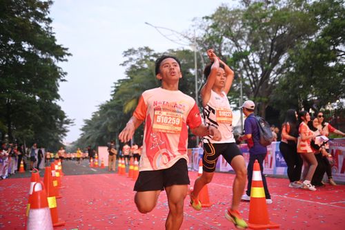 Race photo from NOTARACE 2025