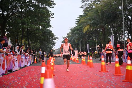 Race photo from NOTARACE 2025