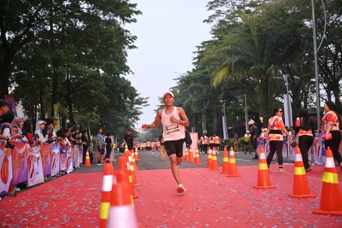 Race photo from NOTARACE 2025