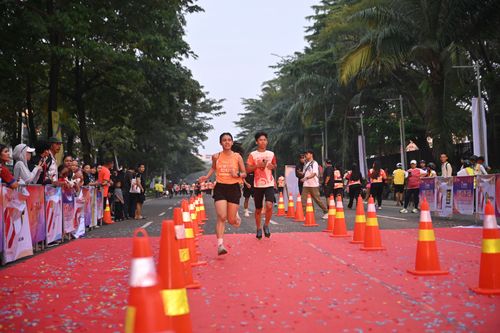 Race photo from NOTARACE 2025
