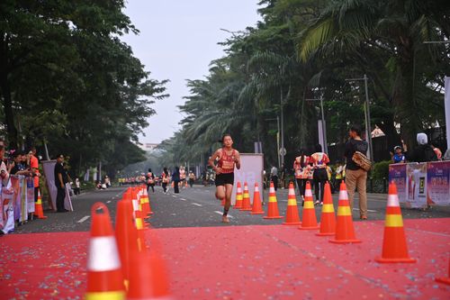 Race photo from NOTARACE 2025