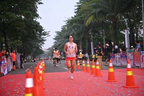 Race photo from NOTARACE 2025