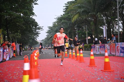 Race photo from NOTARACE 2025