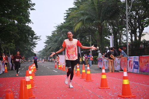 Race photo from NOTARACE 2025