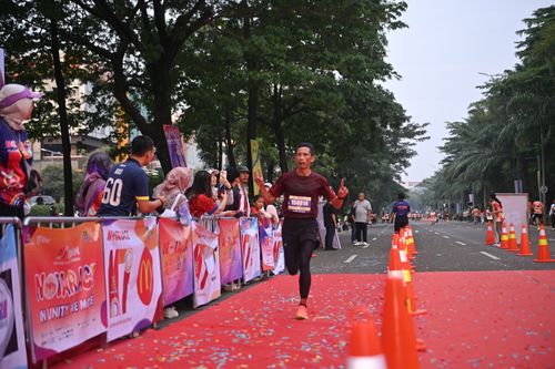 Race photo from NOTARACE 2025