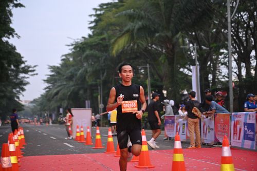Race photo from NOTARACE 2025
