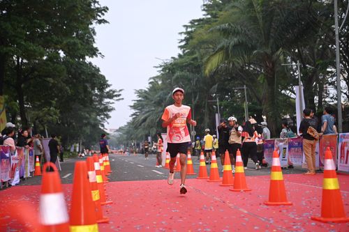 Race photo from NOTARACE 2025