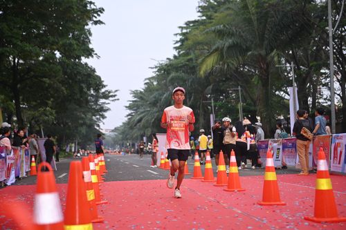 Race photo from NOTARACE 2025