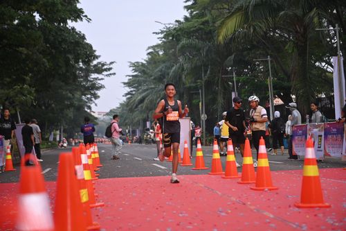 Race photo from NOTARACE 2025
