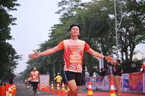 Race photo from NOTARACE 2025