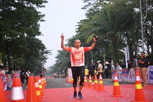 Race photo from NOTARACE 2025