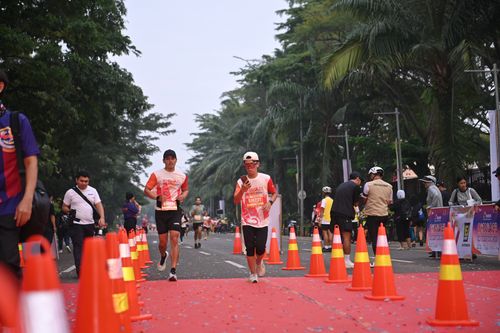 Race photo from NOTARACE 2025