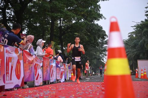 Race photo from NOTARACE 2025