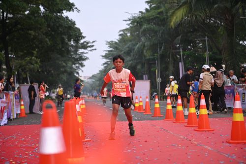 Race photo from NOTARACE 2025