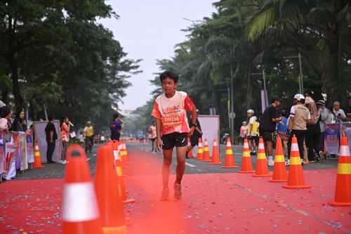 Race photo from NOTARACE 2025