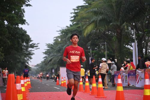 Race photo from NOTARACE 2025