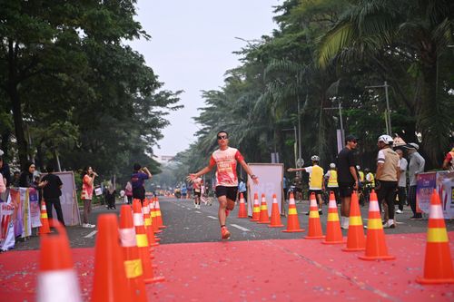 Race photo from NOTARACE 2025
