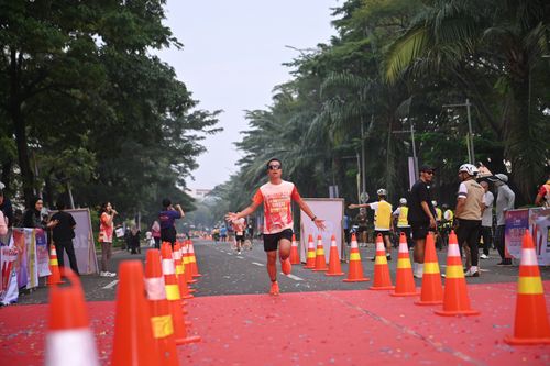Race photo from NOTARACE 2025