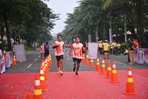 Race photo from NOTARACE 2025