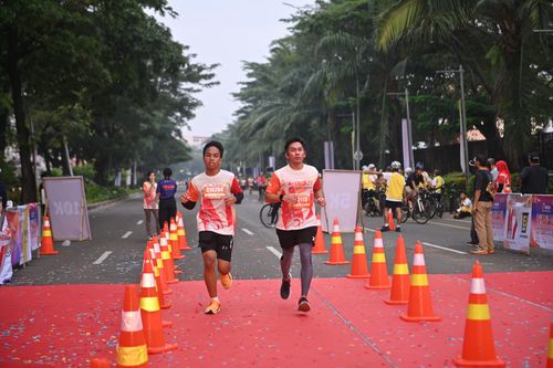 Race photo from NOTARACE 2025