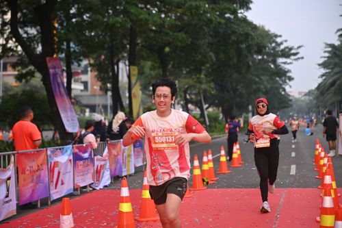Race photo from NOTARACE 2025