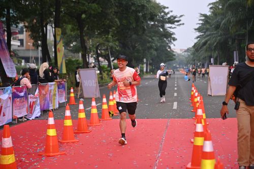Race photo from NOTARACE 2025