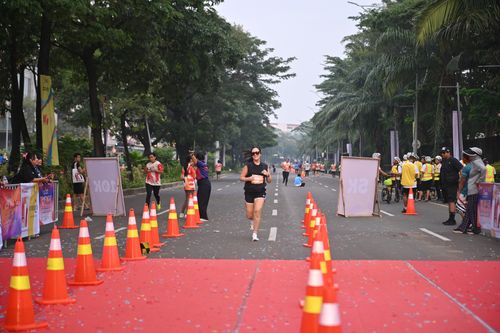Race photo from NOTARACE 2025