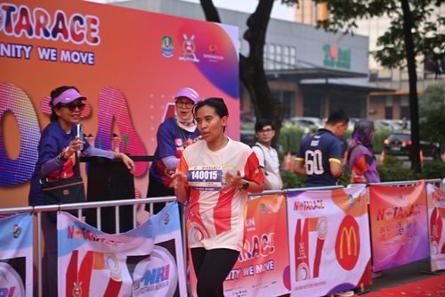 Race photo from NOTARACE 2025