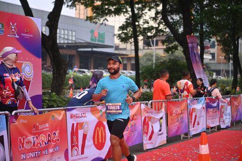 Race photo from NOTARACE 2025