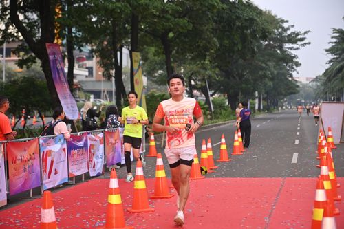 Race photo from NOTARACE 2025
