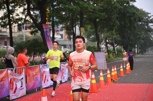 Race photo from NOTARACE 2025