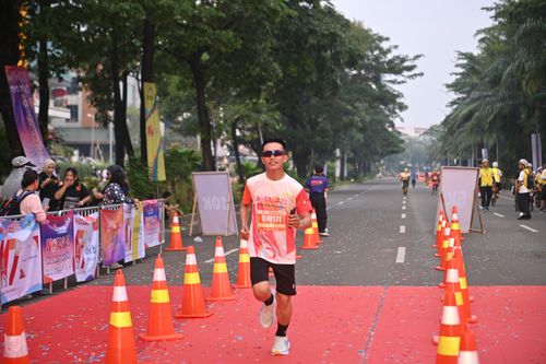 Race photo from NOTARACE 2025