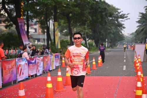 Race photo from NOTARACE 2025
