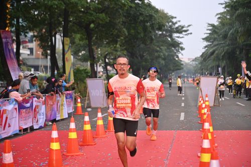 Race photo from NOTARACE 2025