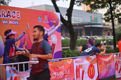 Race photo from NOTARACE 2025