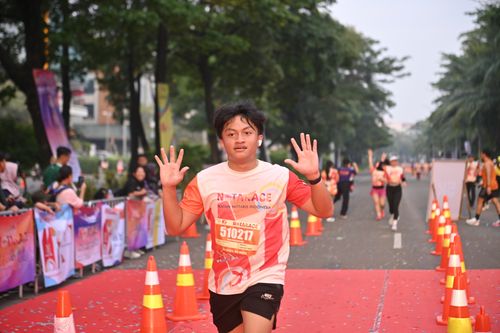 Race photo from NOTARACE 2025