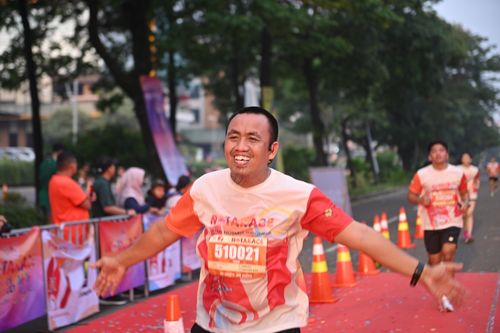 Race photo from NOTARACE 2025
