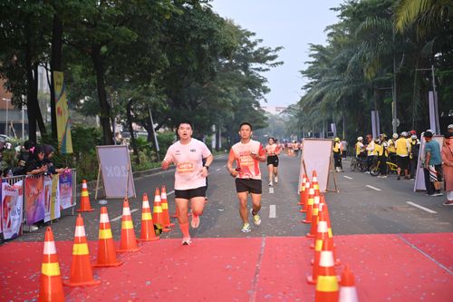 Race photo from NOTARACE 2025
