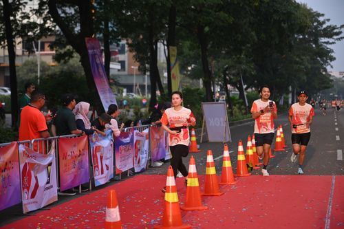 Race photo from NOTARACE 2025