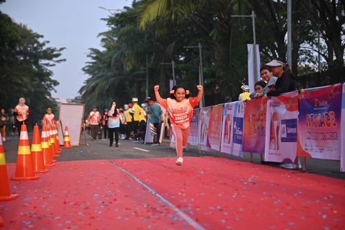 Race photo from NOTARACE 2025