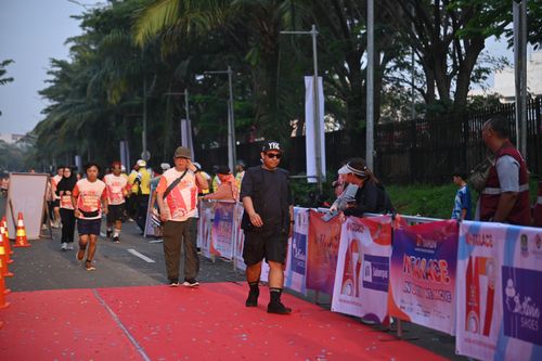 Race photo from NOTARACE 2025