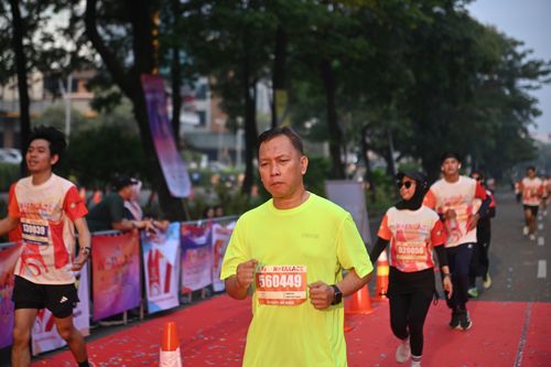 Race photo from NOTARACE 2025