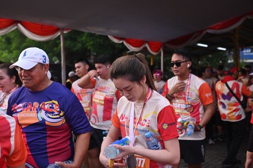 Race photo from NOTARACE 2025
