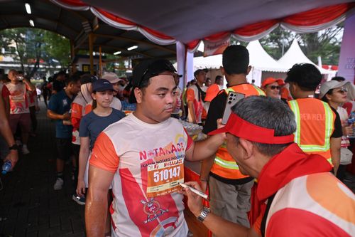 Race photo from NOTARACE 2025