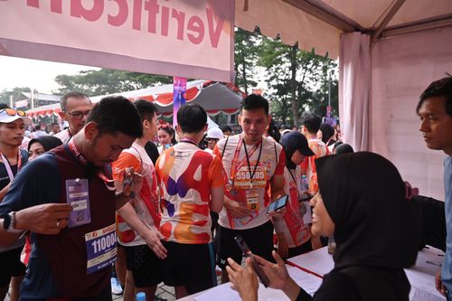 Race photo from NOTARACE 2025