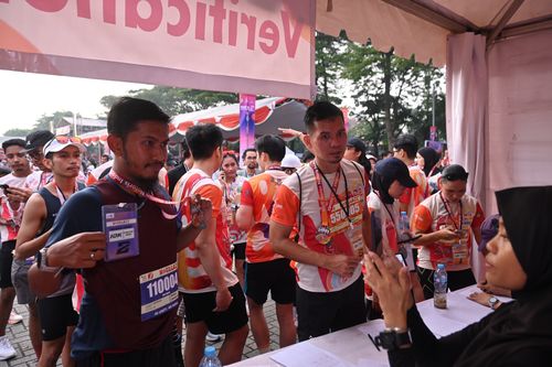 Race photo from NOTARACE 2025