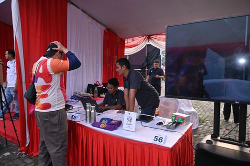 Race photo from NOTARACE 2025