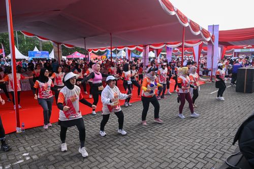 Race photo from NOTARACE 2025